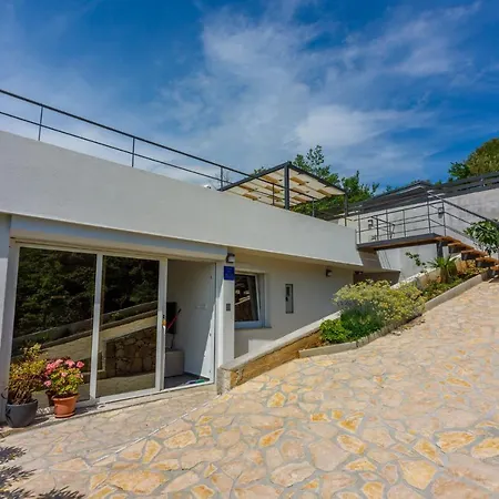 Linda Kucica 1 Crikvenica