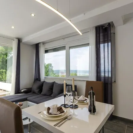 Linda Kucica 1 Σπίτι διακοπών *